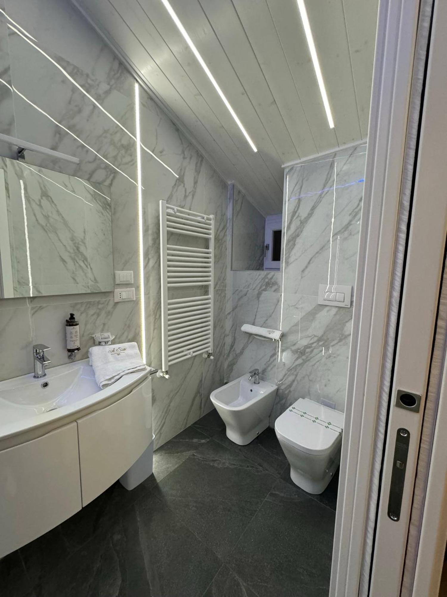 Le Suite Piazza Nuova Foggia Extérieur photo
