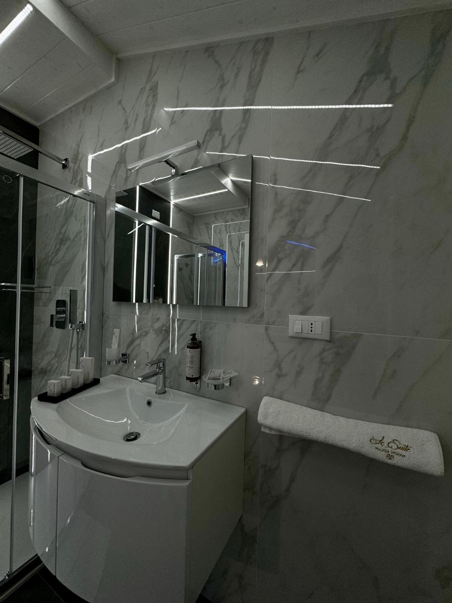 Le Suite Piazza Nuova Foggia Extérieur photo