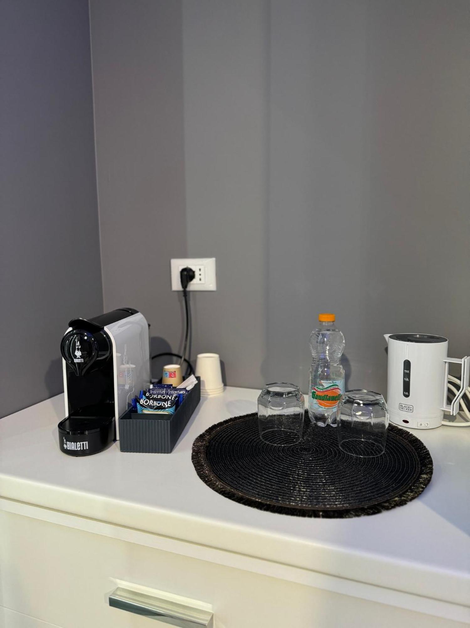 Le Suite Piazza Nuova Foggia Extérieur photo
