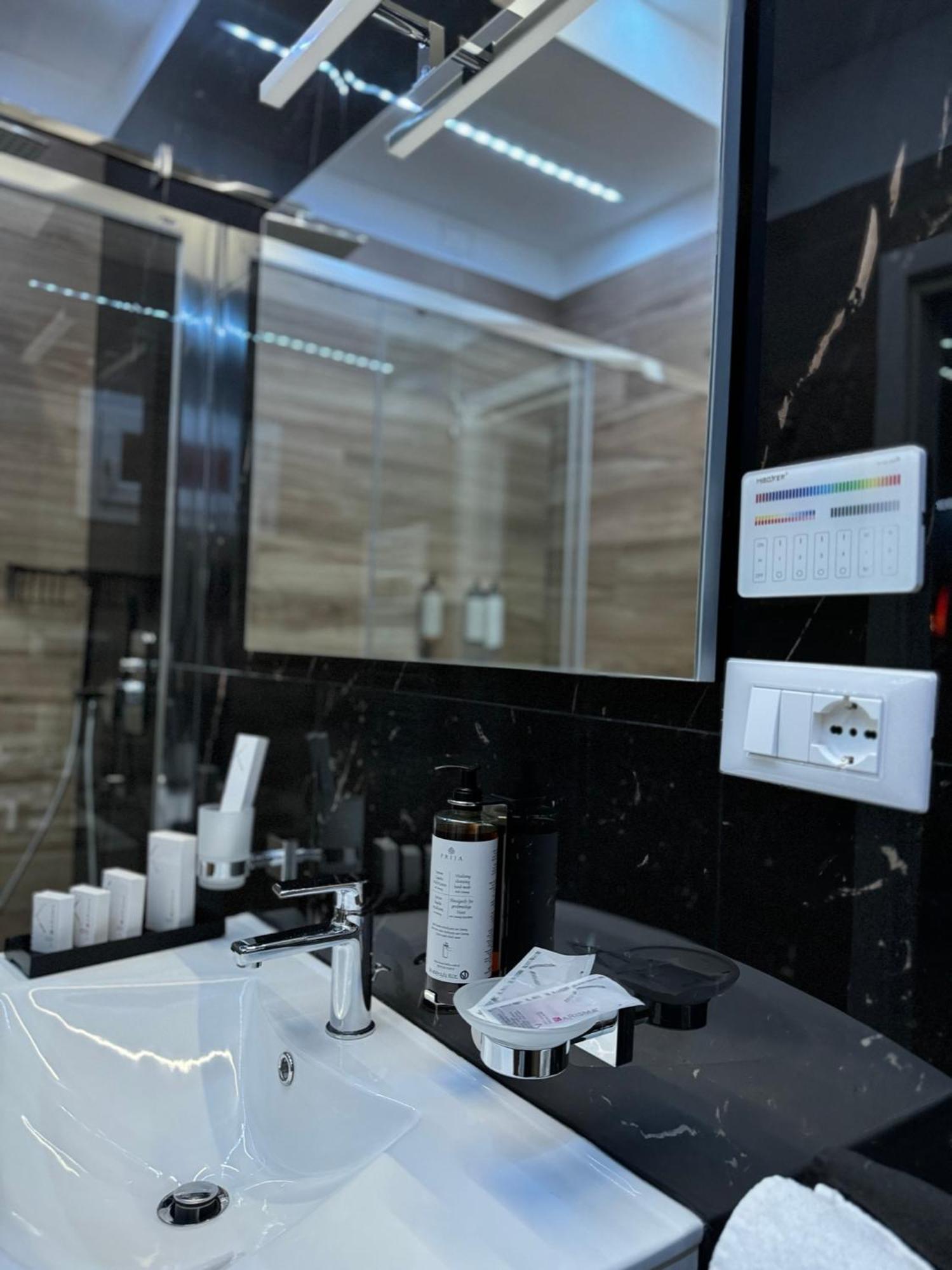 Le Suite Piazza Nuova Foggia Extérieur photo
